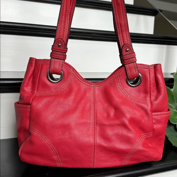 Tignanello genuine leather shoulder handbag, purse, tote, soft, luxurious - Picture 1 of 10